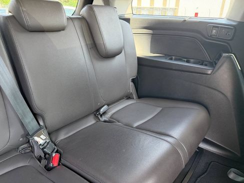 Used 2020 Honda Odyssey Touring image 43