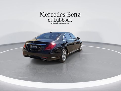 Used 2017 Mercedes-Benz S 550 Sedan image 8