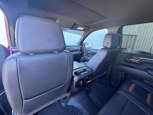 Used 2024 GMC Sierra 1500 AT4 w/ Technology Package image 14