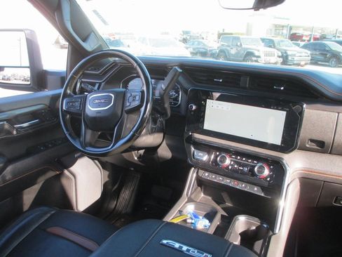 Certified 2024 GMC Sierra 2500 AT4 w/ AT4 Premium Plus Package image 27