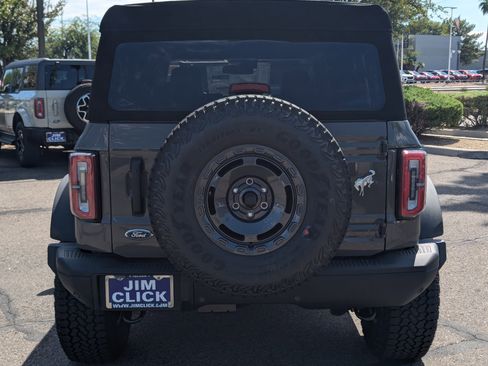 New 2025 Ford Bronco Badlands w/ Sasquatch Package image 3