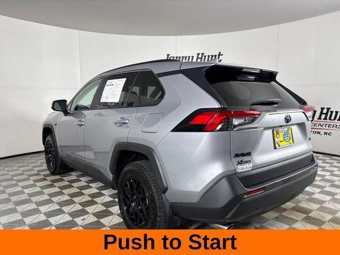 Used 2025 Toyota RAV4 XLE w/ Convenience Package FWD image 9