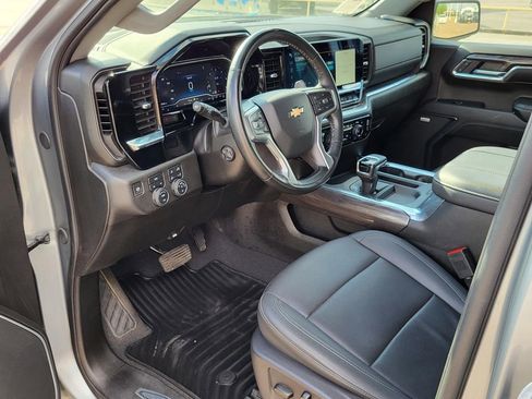 Certified 2024 Chevrolet Silverado 1500 LTZ AWD/4WD image 15