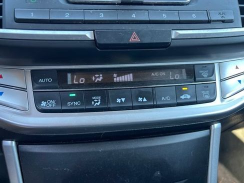 Used 2015 Honda Accord LX image 19