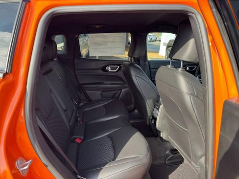 New 2026 Jeep Compass Latitude image 5