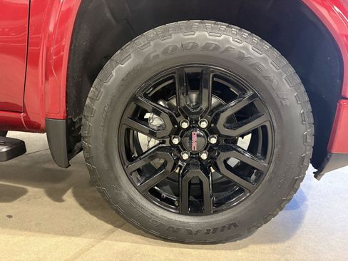 Used 2022 GMC Sierra 1500 Elevation w/ Driver Alert Package I AWD/4WD image 51