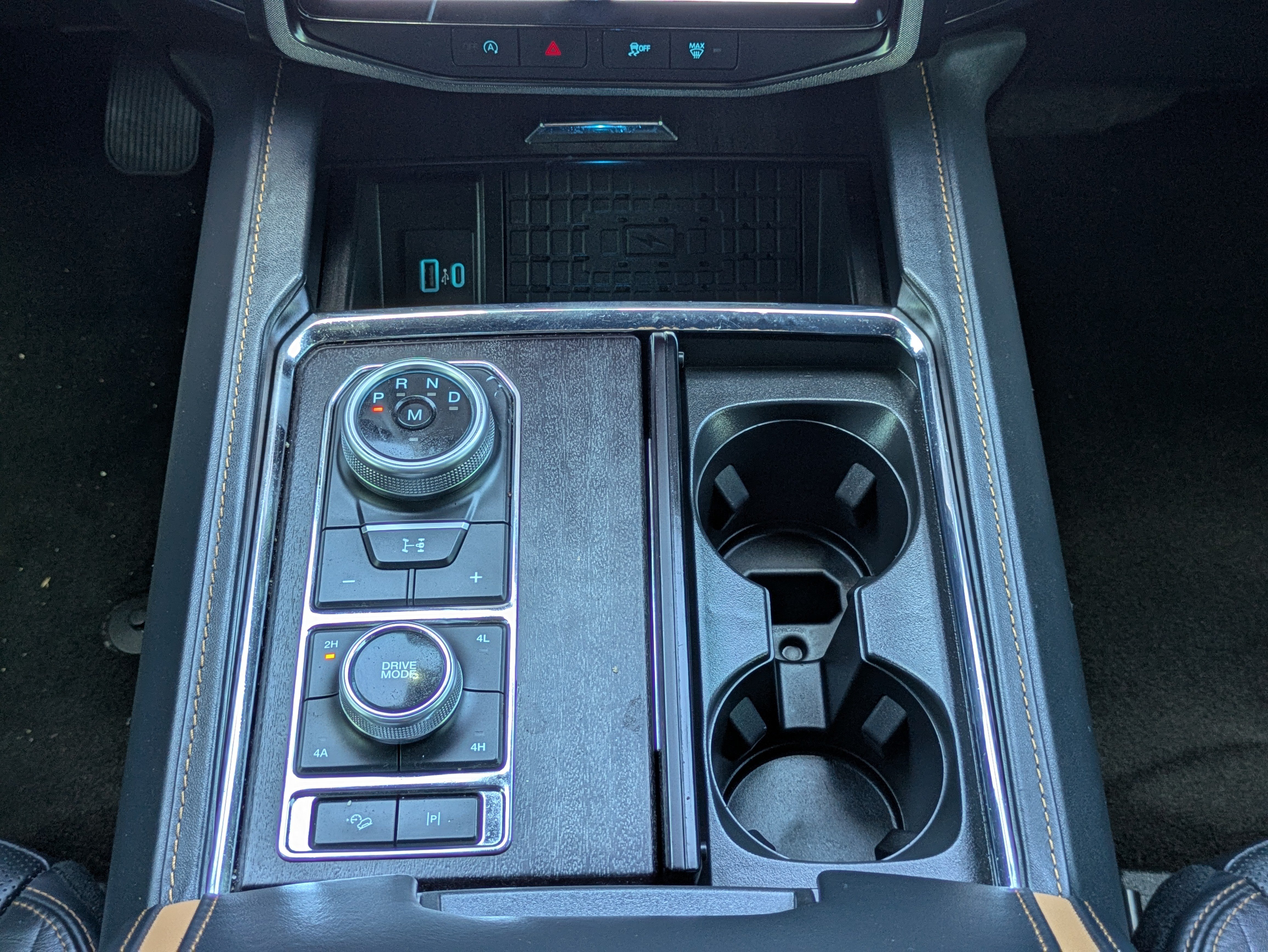 Used 2023 Ford Expedition Platinum AWD/4WD image 19