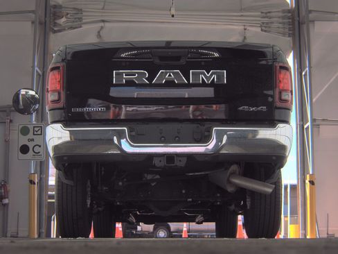 Used 2025 RAM 2500 Big Horn image 7