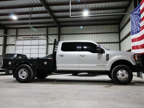 Used 2017 Ford F350 Lariat w/ Chrome Package AWD/4WD image 14