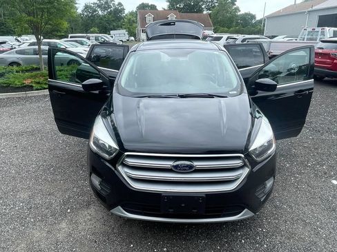 Used 2017 Ford Escape SE AWD/4WD image 30