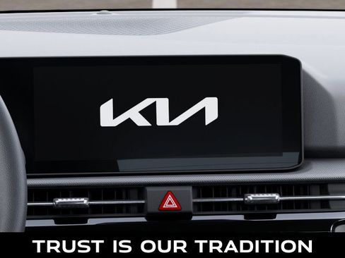 New 2026 Kia Sportage LX image 20