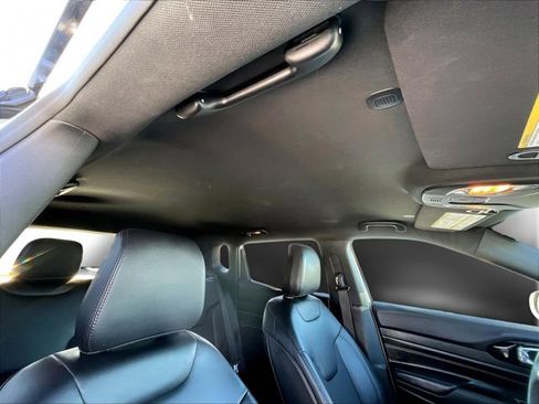 Used 2022 Jeep Compass Altitude image 17