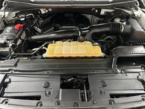 Used 2018 Ford F150 XLT w/ Equipment Group 301A Mid AWD/4WD image 33