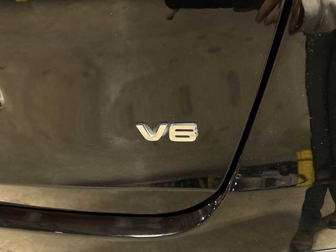 Used 2018 Kia Sorento LX w/ LX V6 Convenience Package image 27