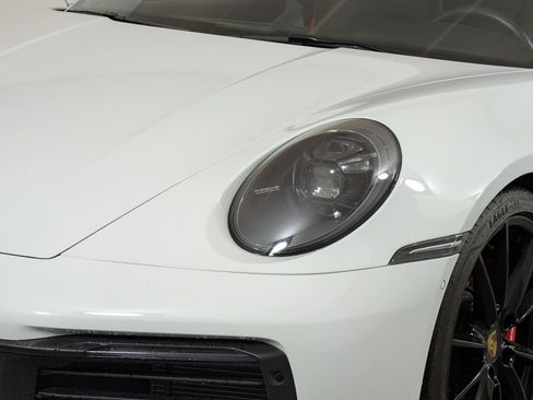 Certified 2022 Porsche 911 Carrera 4S image 13