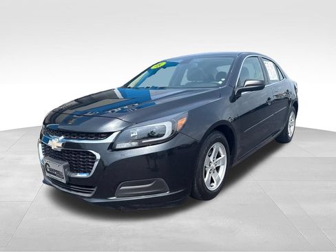 Used 2015 Chevrolet Malibu LS FWD image 2