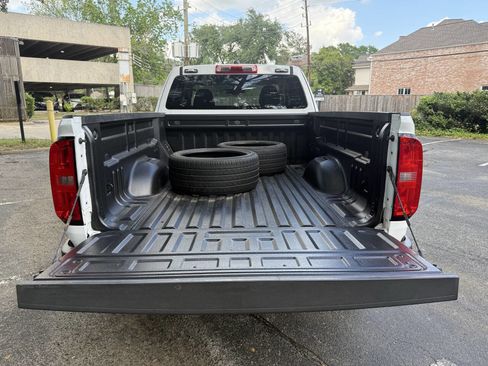 Used 2022 Chevrolet Colorado LT w/ Fleet Safety Package image 47