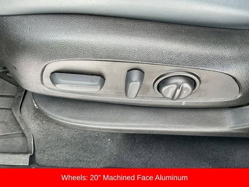 Used 2022 Buick Enclave Essence w/ Experience Buick Package image 30