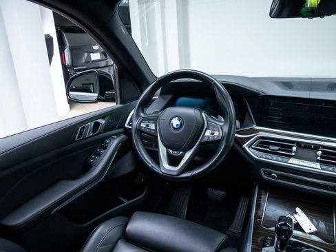 Used 2023 BMW X5 xDrive45e AWD/4WD image 9