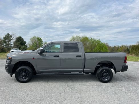 New 2026 RAM 2500 Tradesman AWD/4WD image 6