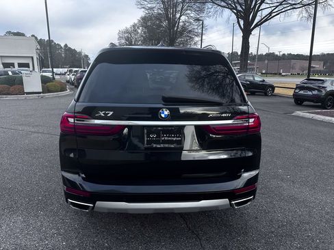 Used 2022 BMW X7 xDrive40i w/ Premium Package image 11