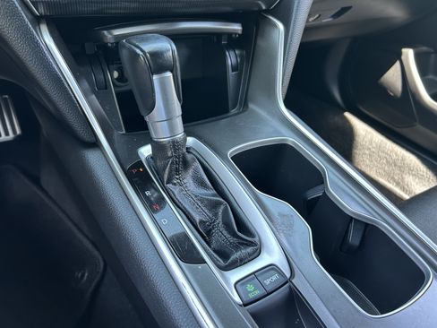 Used 2020 Honda Accord Sport image 24