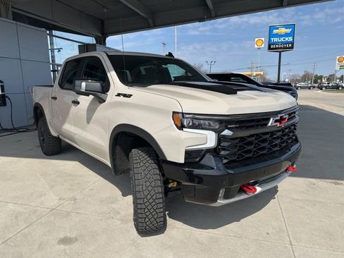 New 2026 Chevrolet Silverado 1500 ZR2 w/ LPO, Dark Essentials Package AWD/4WD image 3