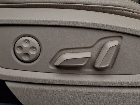 Used 2023 Audi Q5 2.0T Premium Plus w/ Premium Plus Package image 28