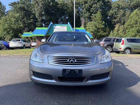 Used 2008 INFINITI G35 x Sedan w/ Premium Pkg AWD/4WD image 2