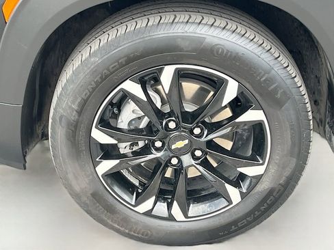Used 2023 Chevrolet TrailBlazer LT w/ Convenience Package FWD image 28