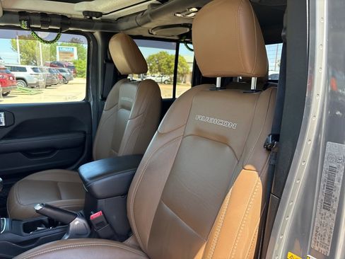 Used 2020 Jeep Gladiator Rubicon w/ Uconnect 4C Nav & Sound Group image 14