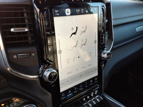 Used 2024 RAM 1500 Laramie image 28