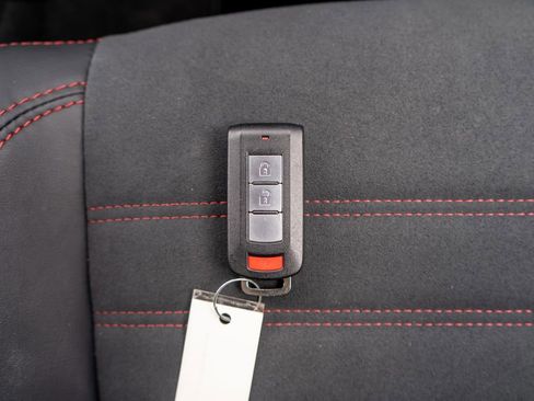 Used 2025 Mitsubishi Outlander Sport AWD image 30