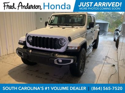 Used 2024 Jeep Gladiator Sport