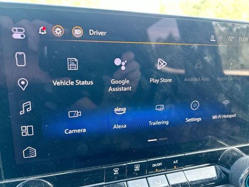 Used 2024 Chevrolet Colorado W/T w/ Safety Package image 21