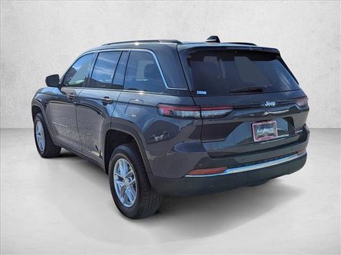 New 2025 Jeep Grand Cherokee Laredo X w/ Luxury Tech Group I image 7