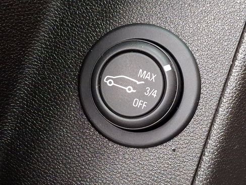 Used 2018 Chevrolet Equinox LT AWD/4WD image 24