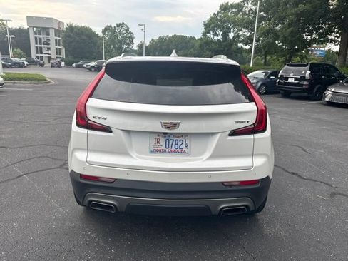Used 2023 Cadillac XT4 Premium Luxury w/ Enhanced Visibility Package FWD image 5