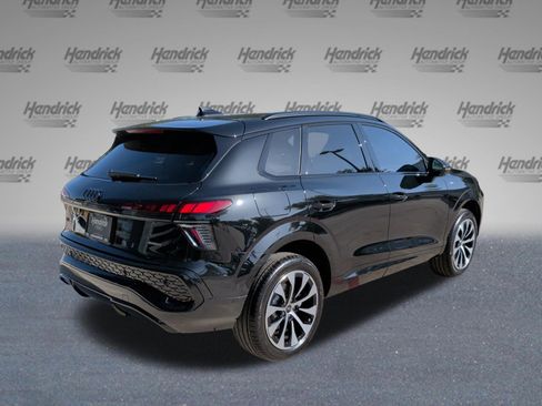 Used 2026 Audi Q3 quattro 2.0T AWD/4WD image 9