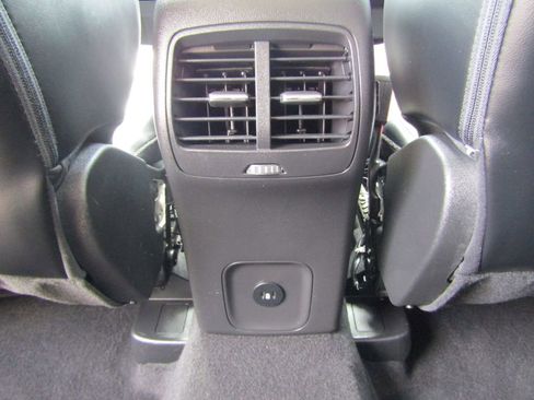 Used 2023 Ford Escape Platinum AWD/4WD image 29