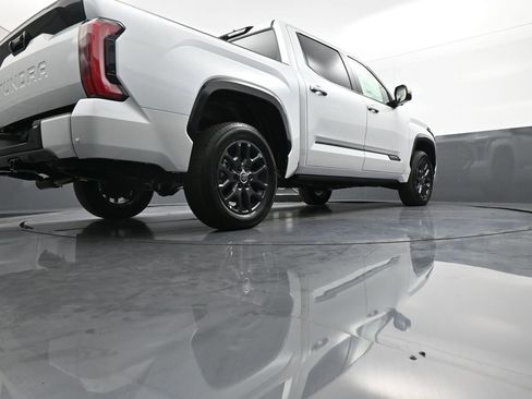 New 2024 Toyota Tundra Platinum image 30