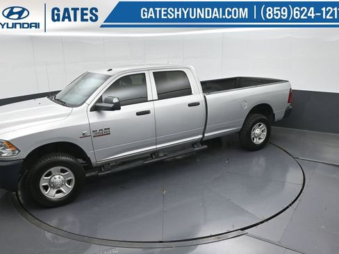 Used 2017 RAM 3500 Tradesman w/ Popular Equipment Group image 41