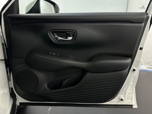 New 2026 Honda HR-V LX image 34