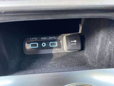 Used 2020 Jeep Grand Cherokee Altitude AWD/4WD image 21