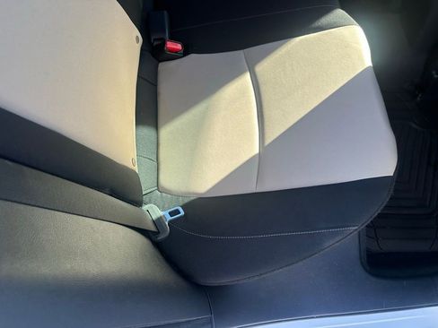 Used 2018 Honda Civic EX image 17