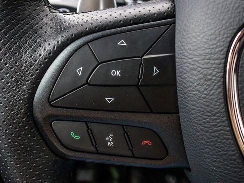 Used 2025 Dodge Durango GT AWD/4WD image 28