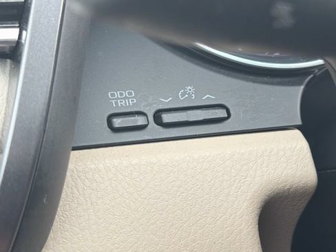 Used 2018 Toyota Camry XLE FWD image 44