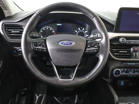 Used 2022 Ford Escape SEL image 36