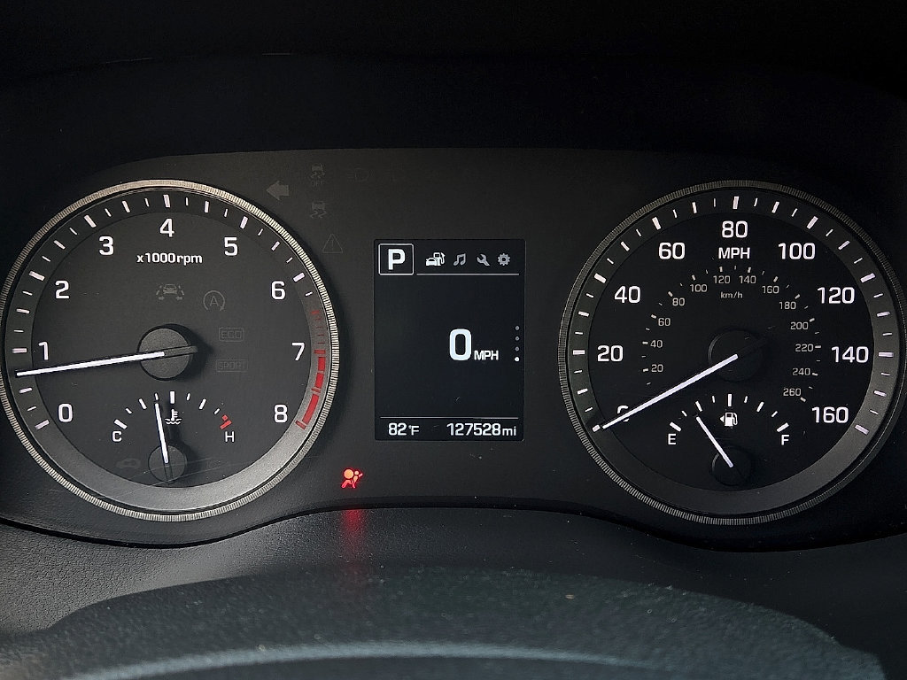 Used 2016 Hyundai Tucson SE w/ Option Group 02 FWD image 18