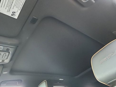 Used 2023 GMC Yukon AT4 w/ AT4 Premium Package image 24